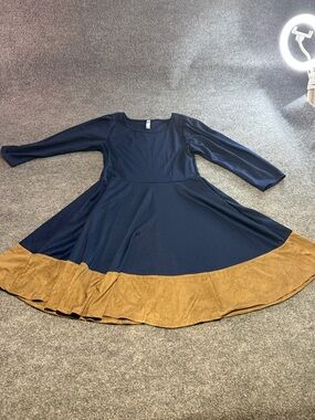 Miss Me Navy Scoop Neck Knit Top